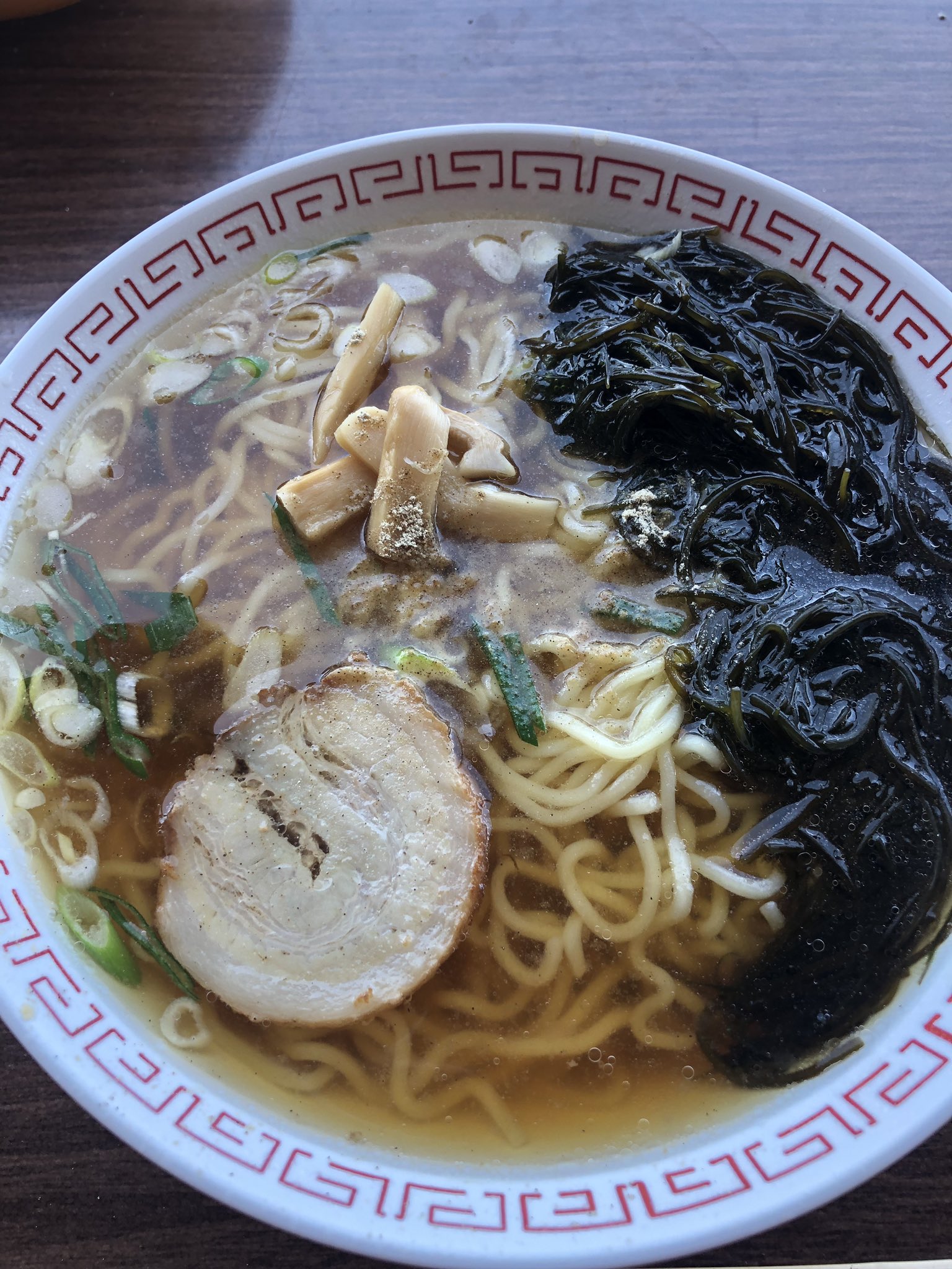 Tsuto a X: 竹春館 ズベラーメン 海の家version サーフィン後のズベラーメン最高🤙 新潟 糸魚川 ズベラーメン ズベ  ラーメン t.cowBpqGAoERN  X