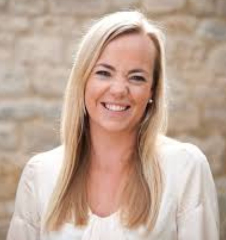 StPaulsBarton's tweet photo. All are welcome to join us this Sunday at 10am for #BreakfastChurch #Worship & DVD teaching from @newwineunited #nwunited19 with @amyorrewing Amy speaks from the book of Esther and "Resisting the Power of the enemy" - @CofEPortsmouth #Isleofwight https://t.co/yXzFcB9Hel