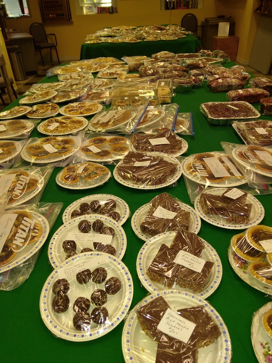Canadiandove's tweet photo. #Wambo31 is here and the senior Center for you sweet tooth fix. @SydenhamCurrent @CKXS @GregCKXS @Aaron__Hall https://t.co/YPaLD8tVvv