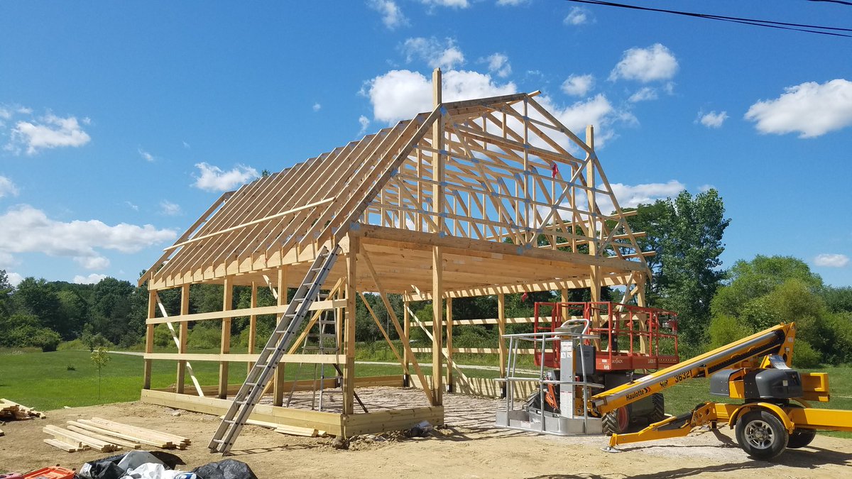 AtticaLumber's tweet photo. 30x32 Gambrel in process... https://t.co/HMnf16XYT6