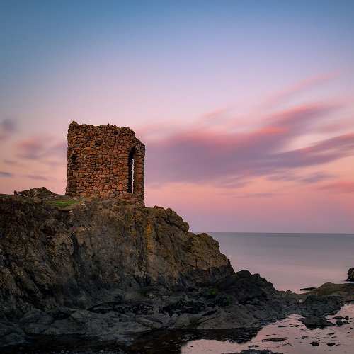 welcometofife's tweet photo. The East Neuk of #Fife is a real gem - lovely wee villages, a stunning coast and beaches, loads of history, a thriving art and craft scene, some amazing places for food and drink and a great selection of accommodation - what's not to love? 😍https://t.co/a2zJk9F0Ty #lovefife https://t.co/Wsw8wRBHvk