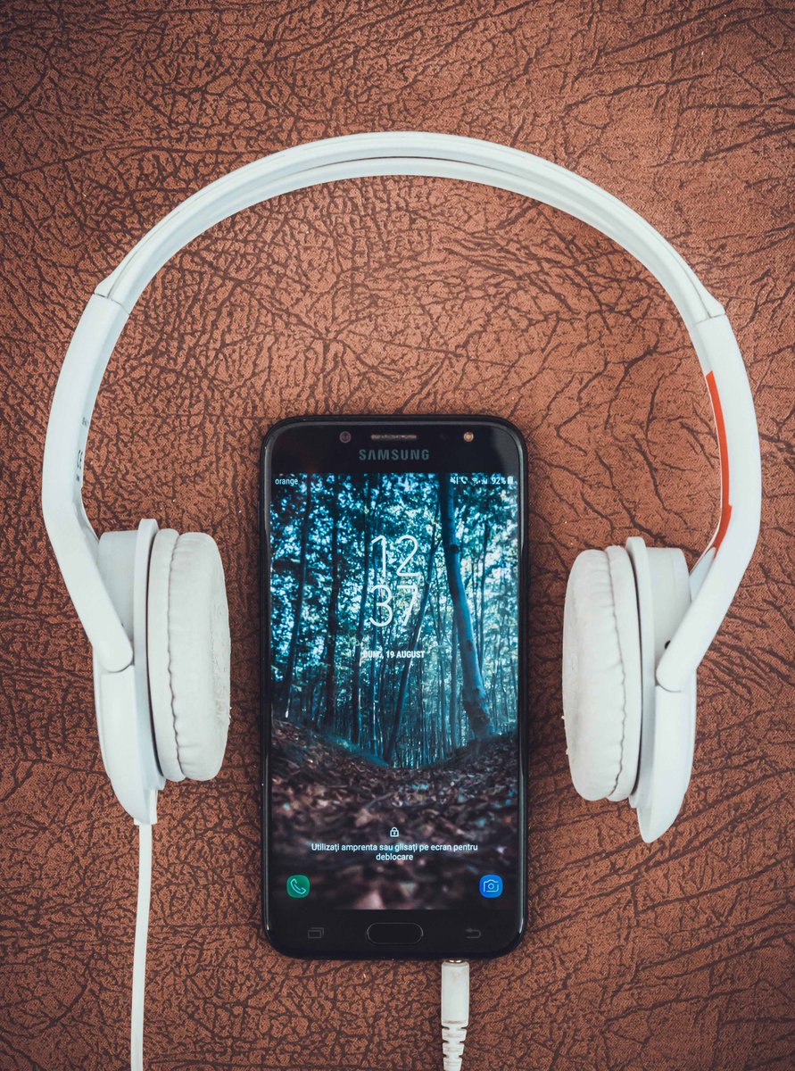 WritersThis's tweet photo. AI-Generated Writing Gets a Voice https://t.co/XAytwJaSbi (scroll down for story)
#automatedjournalism #AIinPR #artificialintelligence #journalism #copywriting #marketing #publicrelations #robotjournalism #robotwriting #digitaljournalism #artificialintelligencewriting https://t.co/GroU1iuPEB