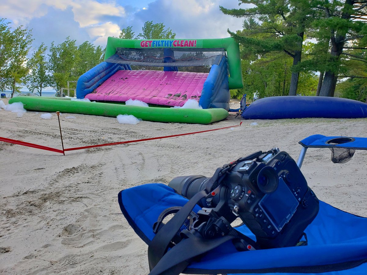 kevineproulx's tweet photo. Set up at the "Net to Wet" obstacle for the Foam Fest 5K at Wasaga Beach, shooting for FinisherPix Canada.
@The5KFoamFest @365Sports @zoomphoto_inc #GetFilthyClean #FoamFest #WasagaBeach https://t.co/UxUUXhp0kD
