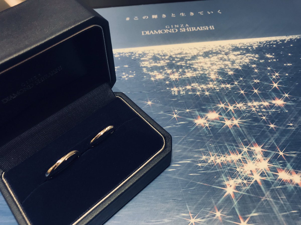 kobamin57's tweet photo. 久しぶりの投稿で、ご報告☆

令和元年7月27日入籍しました💍
令和婚、しちゃいました🎉

入籍記念に行った、地元のレストランでランチをして、最後にケーキのサプライズがあってとっても満足♡

これからもどうぞよろしくお願いします٩(ˊᗜˋ*)و

#入籍 #令和婚 #婚約指輪 #結婚指輪 https://t.co/XMUim0abC5