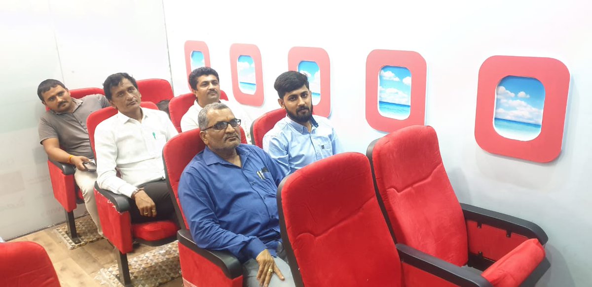 vdzalavadiya's tweet photo. 10/08/19
#SHELTAS_AIR_HOSTESS & #Training_Institute ના શુભારંભ પ્રસંગે ઉપસ્થિત રહિ શુભેચ્છાઓ પાઠવી હતી. https://t.co/ZBnG3hNrfw