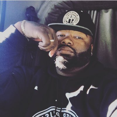 Thatdudetaz's tweet photo. #NewProfilePic https://t.co/hN2ByGEHG0