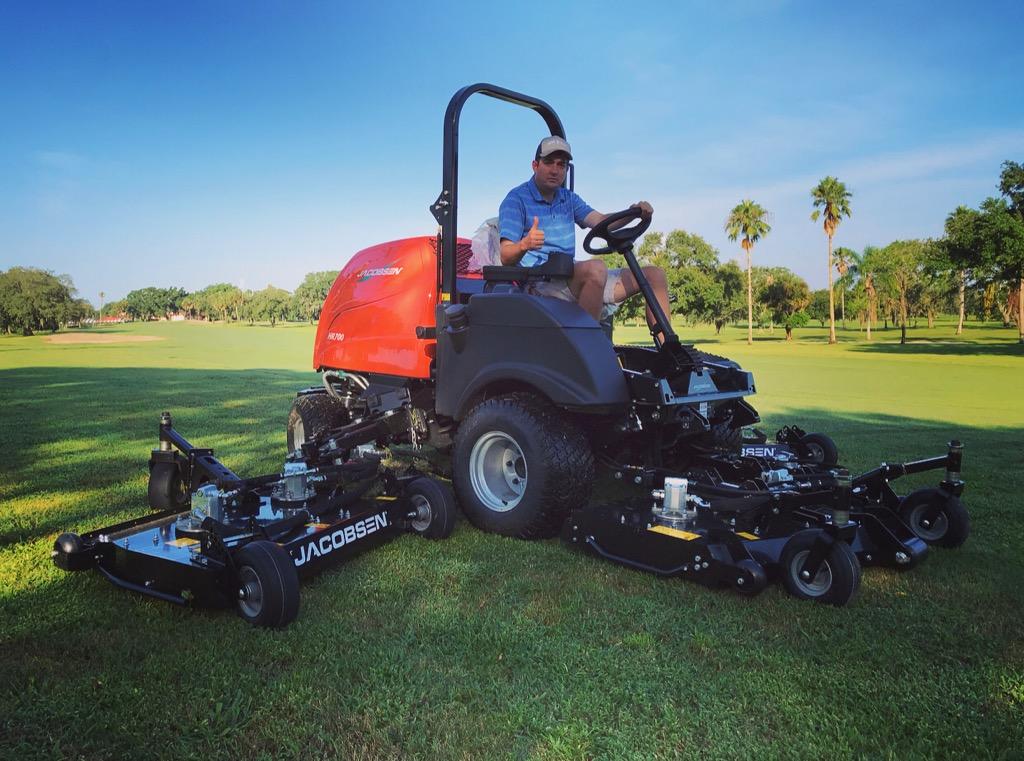 Thank you Lake Wales CC for the purchase of this Jacobsen HR 700. At 65 HP, AND 14' wide, this machine gets the job done! #Jacobsen #Tropicars