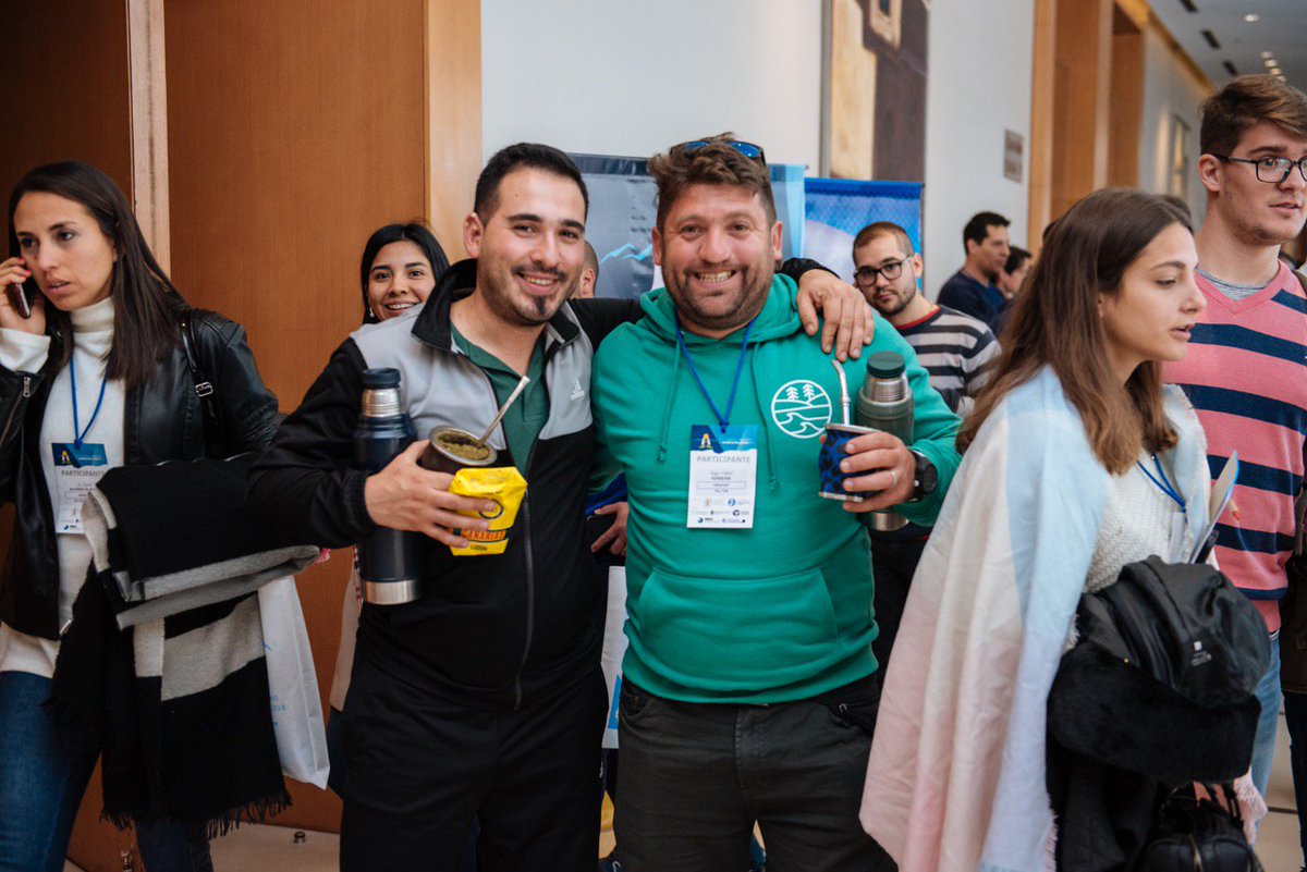 kinesio2019's tweet photo. 📣📣 Los esperamos para compartir la última jornada del #CKM2019 en #Mendoza. 

🗣 El cierre contará con capacitaciones, la #BatallaDeResidentes y distinciones.
 
🙌 Los esperamos❗ https://t.co/yUCpmJEtkH