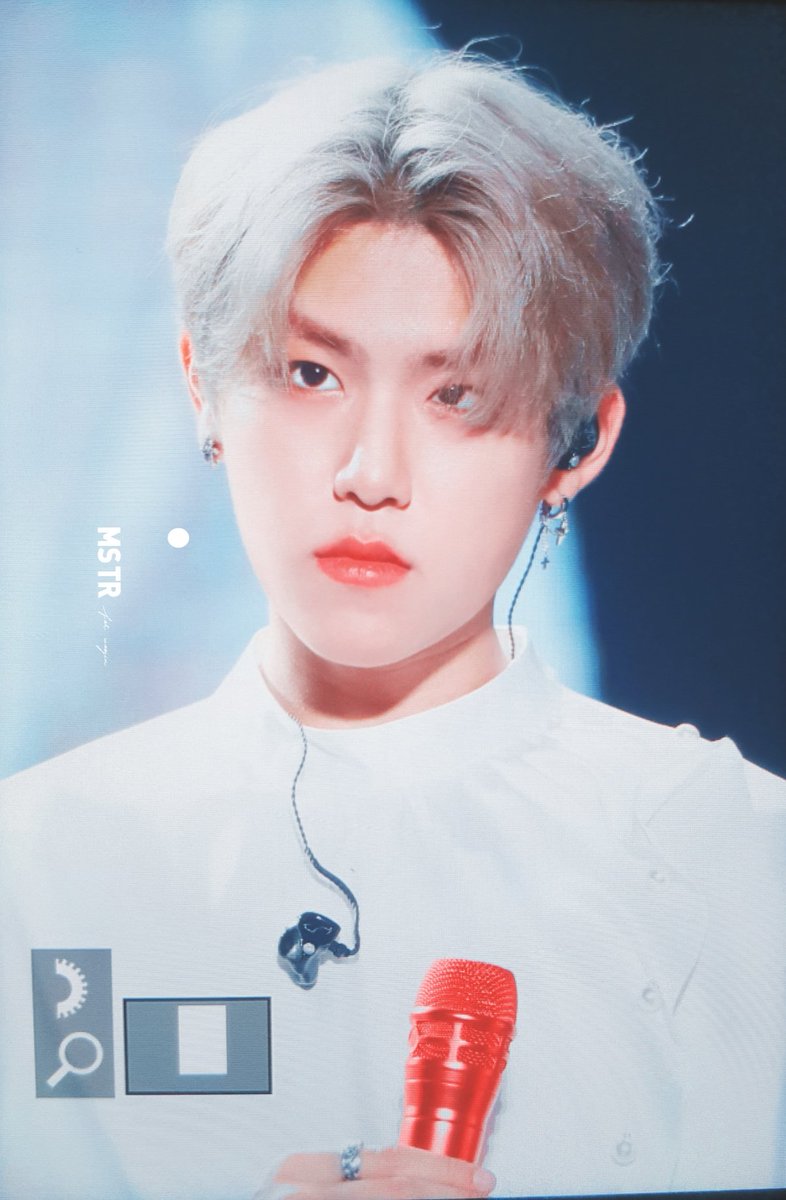 PARKWOOJINkr's tweet photo. 190810 대만팬미팅 #에이비식스 #박우진 오늘 우리 미간존잘대미남 박우진 ㅠㅜㅠㅠㅠㅠㅠㅠ 얼굴 너무 대단해서 ......할말을 잃고 쥬금....밥이 코로 넘어갈런지..... #ab6ix #우진 https://t.co/P2AO6XC3zZ