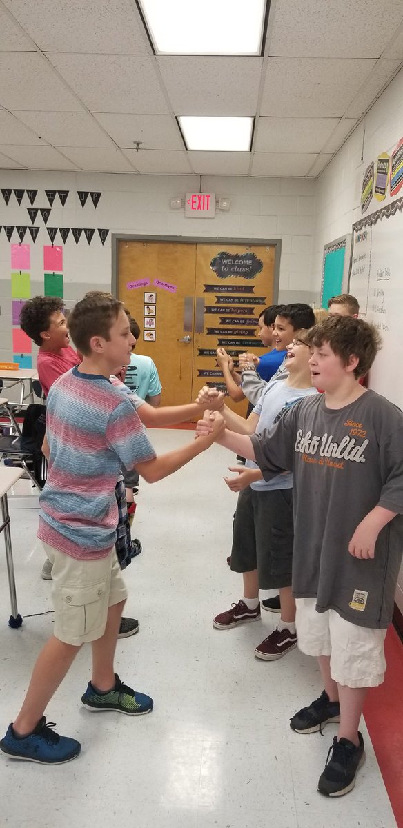khayes0203's tweet photo. Building relationships within the classroom through GIF Giggling. I displayed a GIF and a question. The Ss had to act out the GIF while having a conversation with their partner. Then, one line shifted so they changed partners. They had so much fun! @TCSPublic @PanthersEMS #TYHO https://t.co/Ai6YcYNM8C