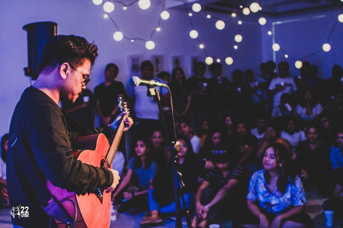 22TangoMusic's tweet photo. Surround yourself with the dreamers and doers, the believers and thinkers, but most of all, surround yourself with those who see greatness within you, even when you don’t see it yourself. ✨
#ittakesavillage #musiccommunity
#22tangorecords #growcebumusic https://t.co/prO5CcZTtU