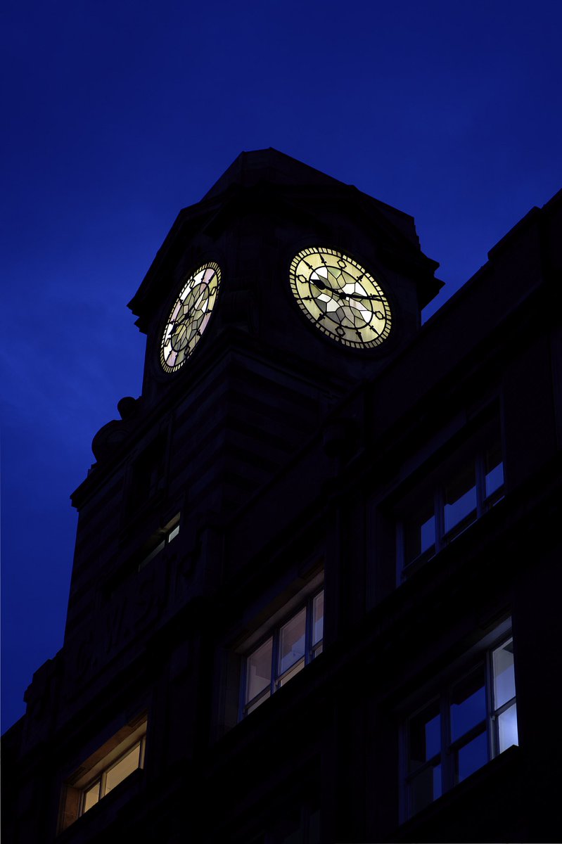HBainbridge's tweet photo. Night Light
.
.
.
#sony #sonya7ii #a7mk2 #night #light #clock #ilovemcr #manchester #ilovemanchester #blue #sky #nightime #street #streetphotography https://t.co/DCCuQaMfD0