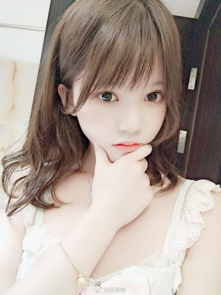 换发型啦！
快夸我可爱！ớ ₃ờ https://t.co/UAfeoeBBgq