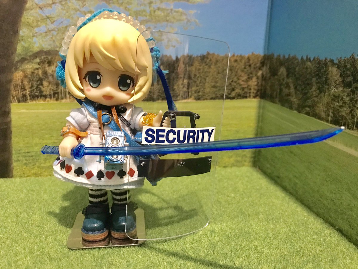 Pokepikaz ぽけ V Twitter アリスが盾を装備しました アリス このイージスの盾で君らの攻撃は防ぐぞ なのです マサムネの切れ味を知るといいのです アリス 暴徒はat4で粉砕なのです キューポッシュ リトルアーモリーを装備