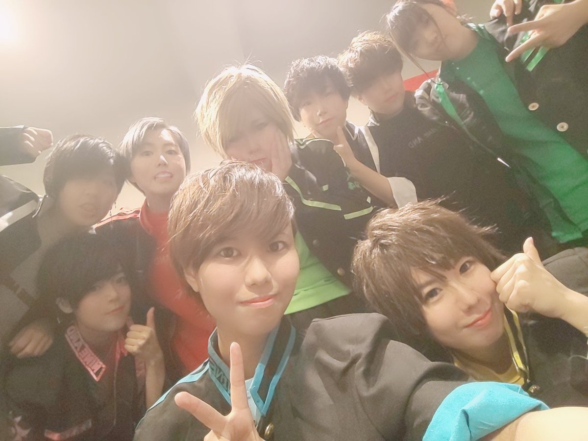 NINEANDFOURinfo's tweet photo. 本番直前～！！！
みんなでアイアイサーしましょう～🙌 https://t.co/nGQBFWyd9R