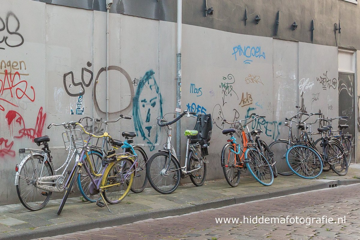 hiddemafoto's tweet photo. Fotorondje stad #Groningen vorige week. Een paar resultaten... #martinitoren #stadsschouwburg #fietsen https://t.co/tz2VgBalQV
