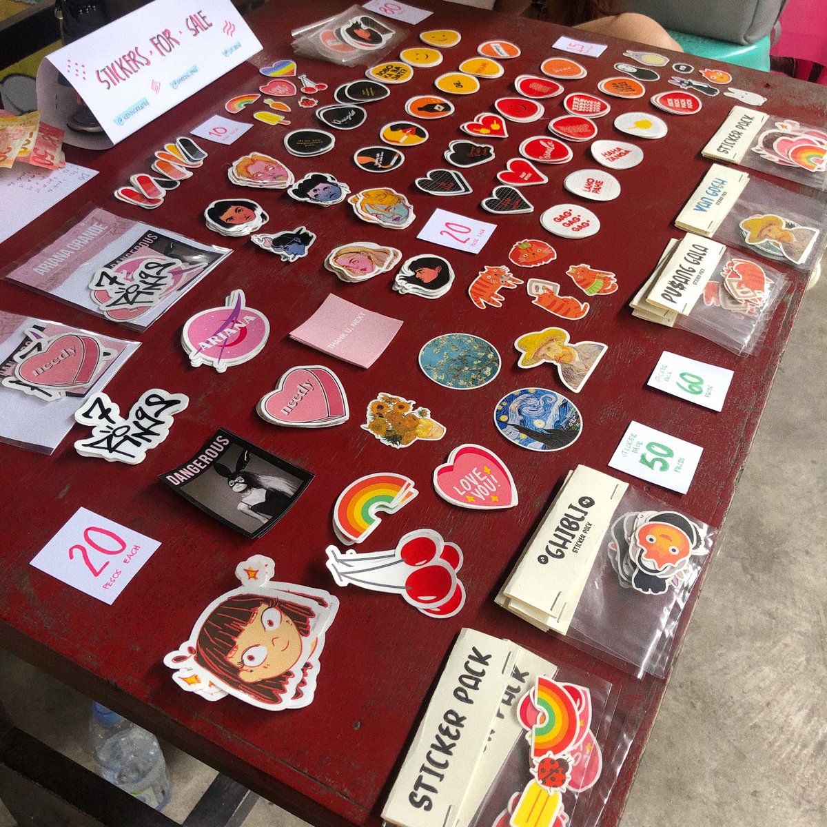 loreinxo's tweet photo. Hi Etivac people! Support your frenny and visit our booth today at #Pagsibol2019. We’re selling art merch hehe love u. https://t.co/xYoXMh4BA4