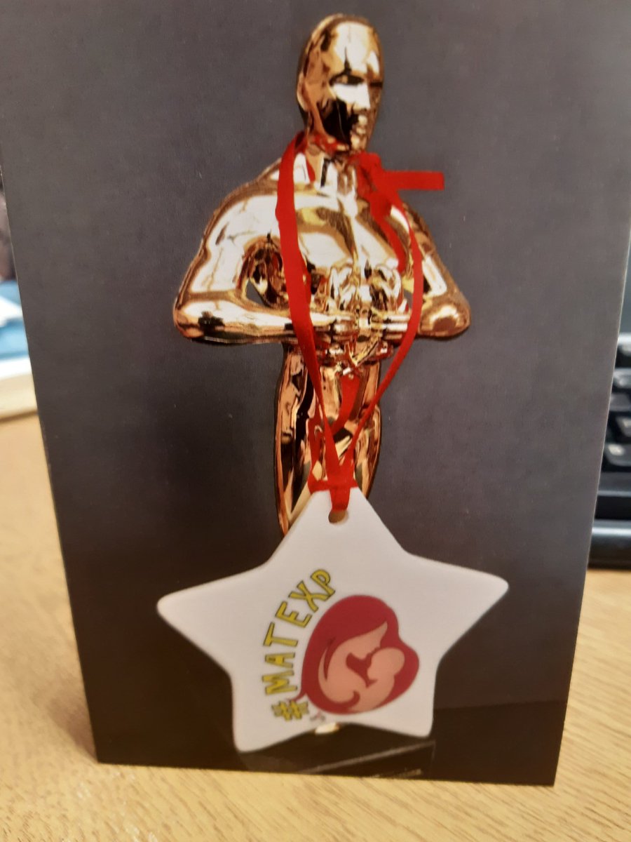phylliswintersx's tweet photo. Got this lovely card from @WhoseShoes , along with resources for our smoking cessation in pregnancy event  #MatExpScotland . Thank you Gill. 
@GillMcMill @Donnabrough79 @mariannetayside @xlisayoungx @LindaGierasik @amanda_J_kean https://t.co/uahrHhb65p