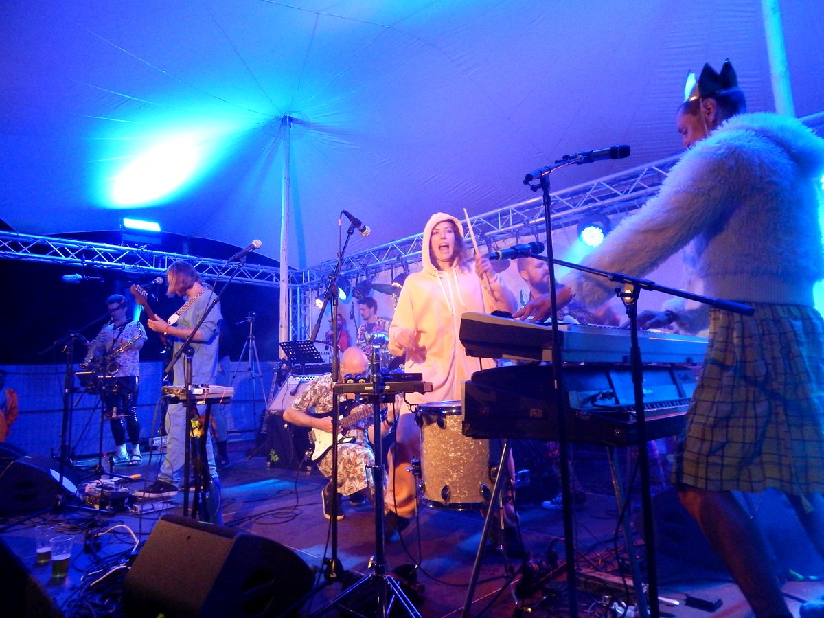 balangereis's tweet photo. #Zappanale 2019 flashback (12)!
This is Det Skandaløse Orkester on Saturday night, July 20 at the #festival.
#Zappa #FrankZappa #SkandaloseOrkester #Skandalose #progfun #prog #progrock https://t.co/5oBgYPvlEc