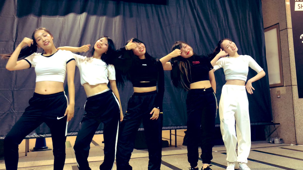munerin_52's tweet photo. みんな本番に強い!
楽しむことが一番🤘
俺が一番楽しかった🤣←
#ASPIA
#KVIBESUPSHOWCASE
#YAVIBES https://t.co/Ix1y4gUiOt