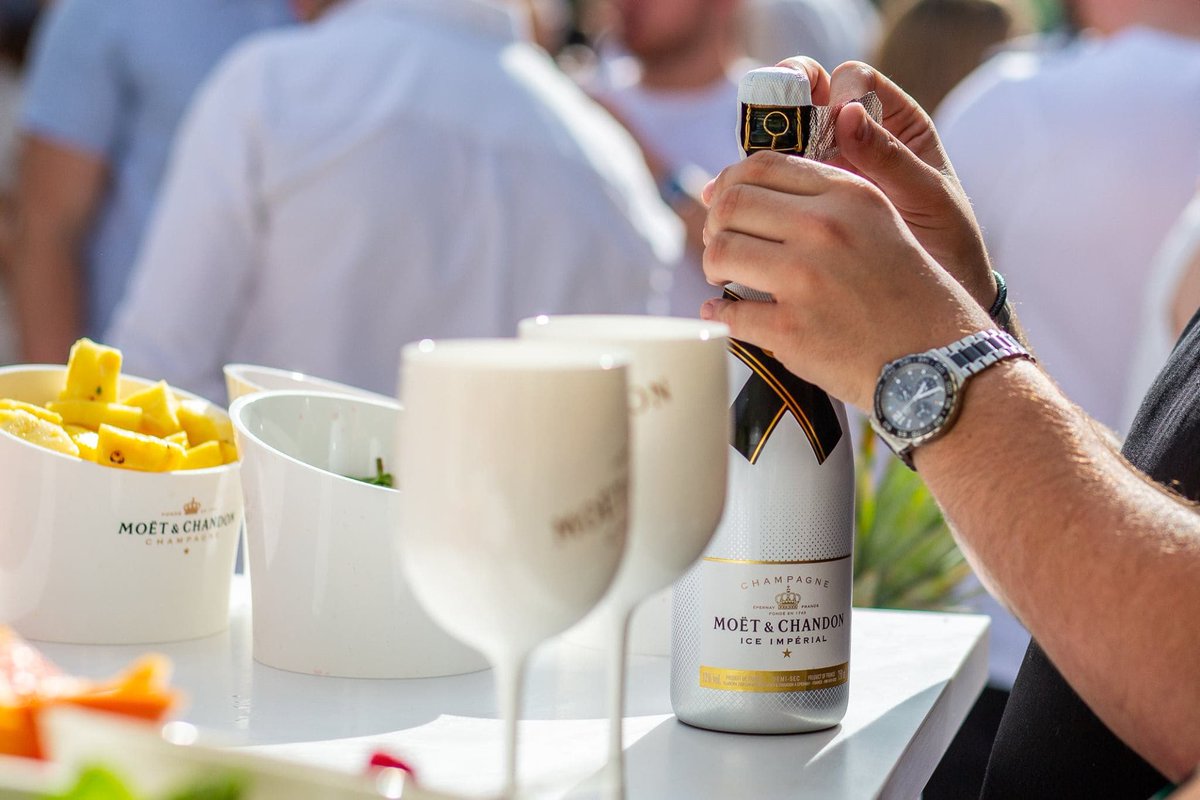 StGDWargrave's tweet photo. Today is the day! 
Will you be joining us tonight for our Moet Ice Imperial Summer Sunset Soiree? https://t.co/ilQpp4eICX