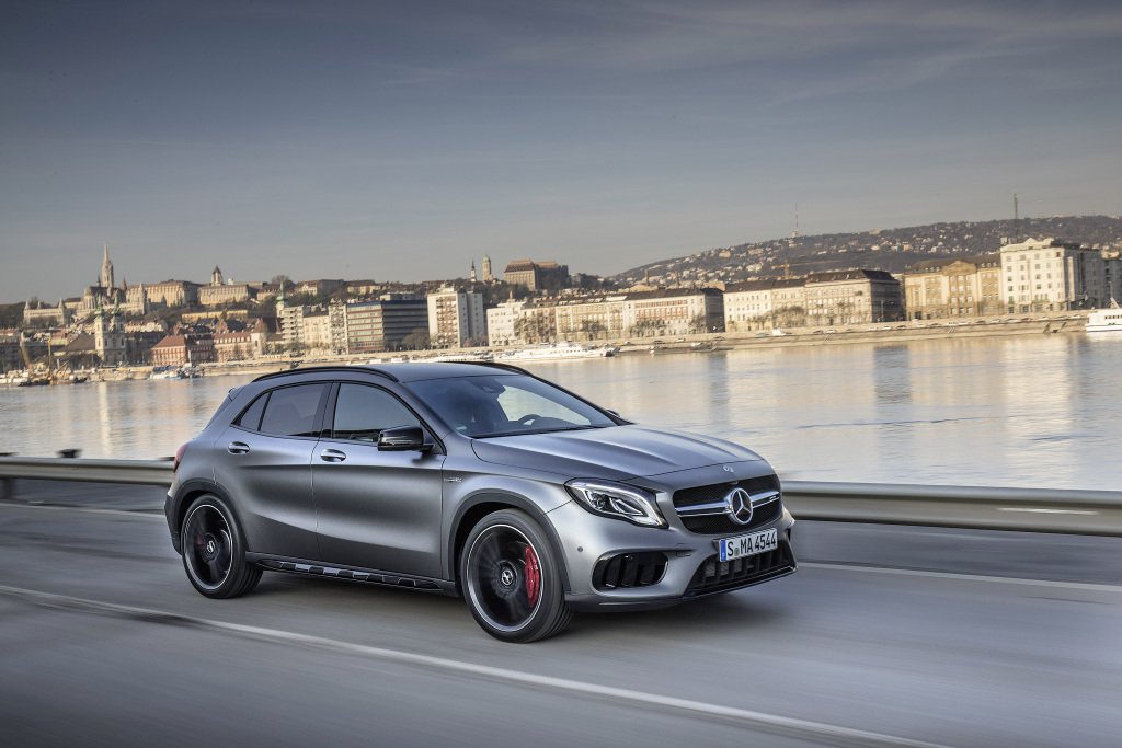 MotorsBenz's tweet image. The new A-Class, noticeably takes the strain off you, particularly in stressful situations, intelligent driving.
#UnitedMotors #Mercedes #AClass #Sporty #Sporty