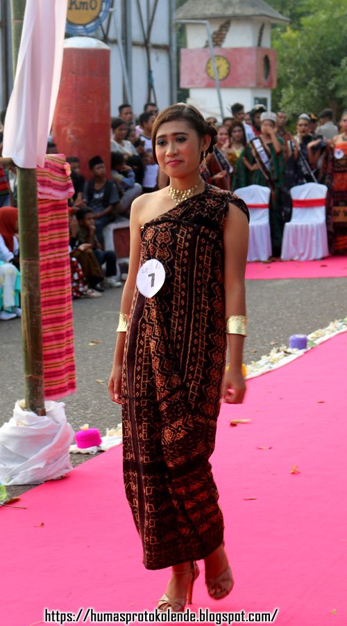 SetdaEnde's tweet photo. BUSANA TENUN IKAT FLORES 2019
(Kunjungi Blog Humas Protokol Ende, (https://t.co/Lh5j4iBmla) https://t.co/Uj1laFi5vI