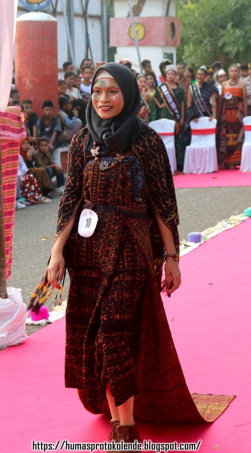 SetdaEnde's tweet photo. BUSANA TENUN IKAT FLORES 2019
(Kunjungi Blog Humas Protokol Ende, (https://t.co/Lh5j4iBmla) https://t.co/Uj1laFi5vI
