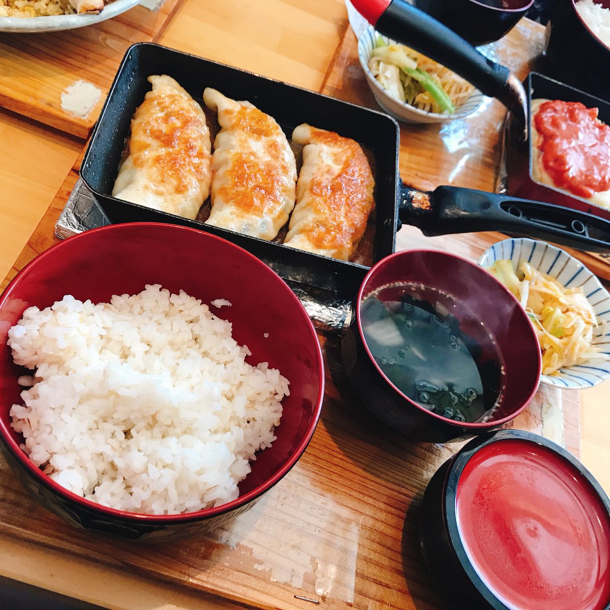 餃子やまっちゃん 餃子やまっちゃん