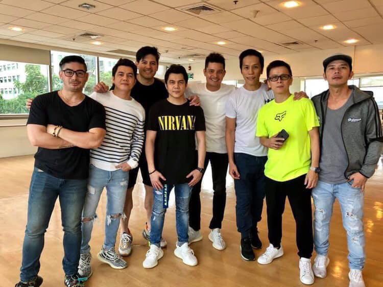 ArthurSolinap's tweet photo. Nakaka miss sumayaw 😊 mamaya na yan sa #Starstruck !  #90s #abztract #umd #streetboys #manoeuvres https://t.co/a2b9O12nZJ