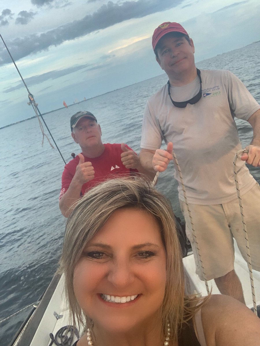 sonya_inman's tweet photo. Friday Night Rum Race:)

#melbourneyachtclub
#rumrace
#sailing
#sellingsailingchics
#sonyainmansold https://t.co/7tI8PV9JGj