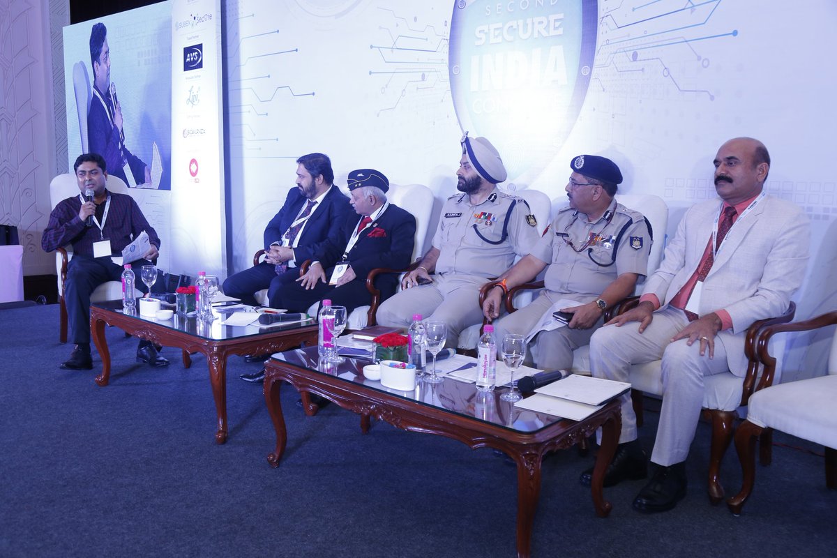 RajArorajp's tweet photo. It was a pleasure to be a part of panel discussion on Border security during Secure India Conclave https://t.co/qlArlmZjor