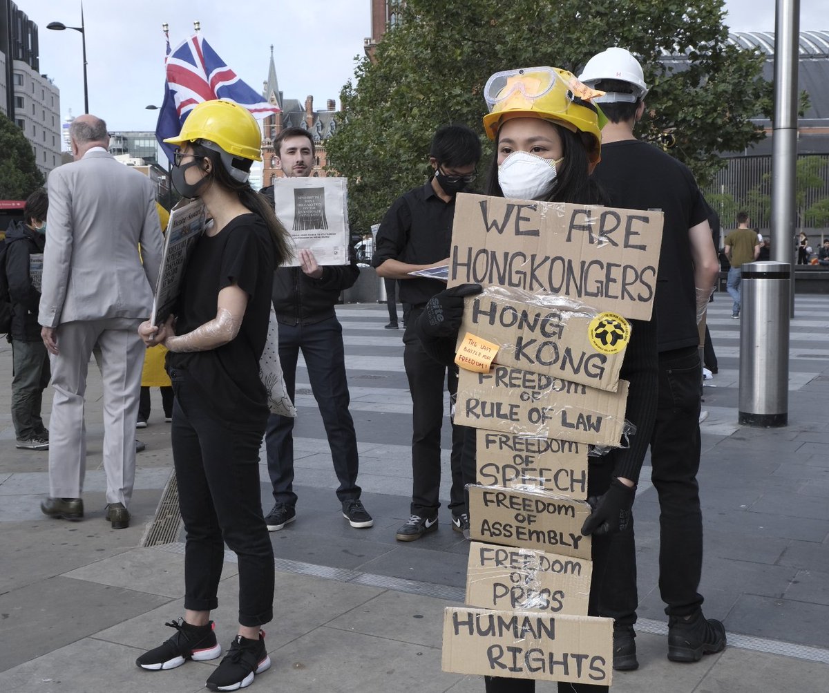 miradasdeperfil's tweet photo. protests in Kings Cross in favor of  Hong Kong democracy 
https://t.co/Xw12l9JHRt

 #StandWithHK #fightforfreedom #FightForFreedom #standwithhk https://t.co/DlRq7ntRla