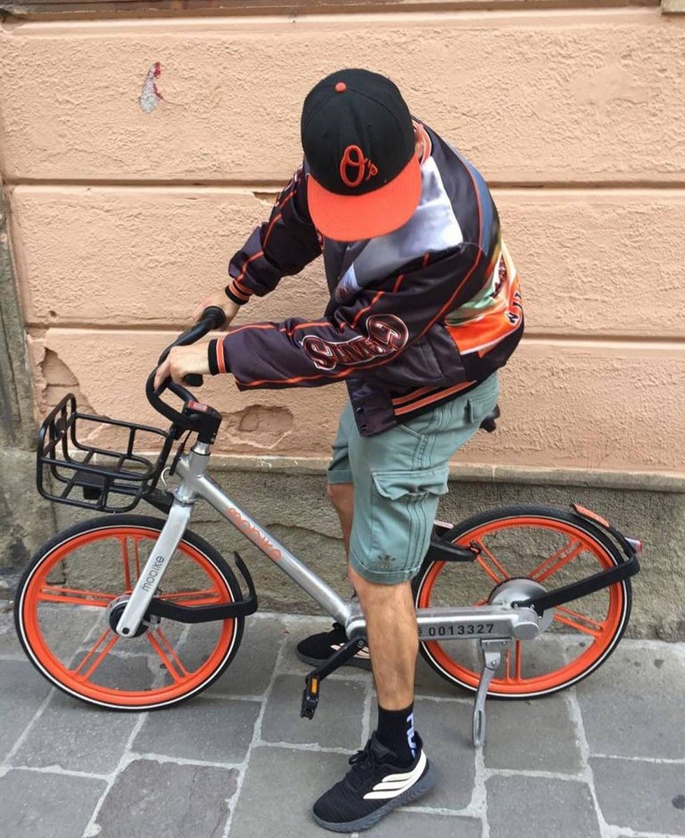 RideMovi's tweet photo. Siete più di 1 milione di #Mobiker in #Italia. Avete #pedalato per 14 milioni di km migliorando città e stile di vita. Non fermatevi!
Keep going #MobikeMovement
#MobikeIT #mobilitasostenibile https://t.co/OJY5jDxspg