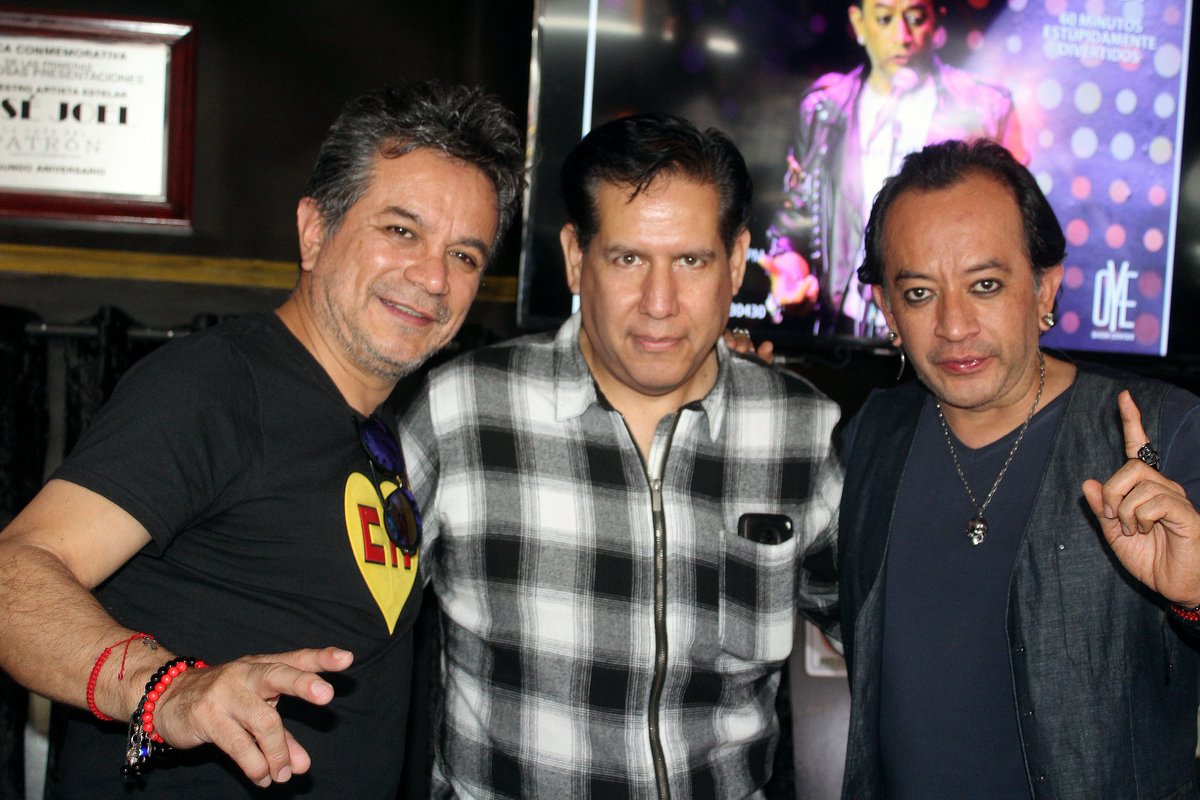 AngelloWolf's tweet photo. Un enorme gusto saludar nuevamente a los estimados @freddymasca1 y @OrtegaGerman en #Puebla!!!.

Gracias amig@s de #PrensaDeEspectaculos por acompañarnos en #ConferenciaDePrensa confirmando #StandUpComedy en @OyeNewRetro la noche del 15 de Agosto 2019 #Mascabrones 2da llamada!!! https://t.co/fAIPTRfEns