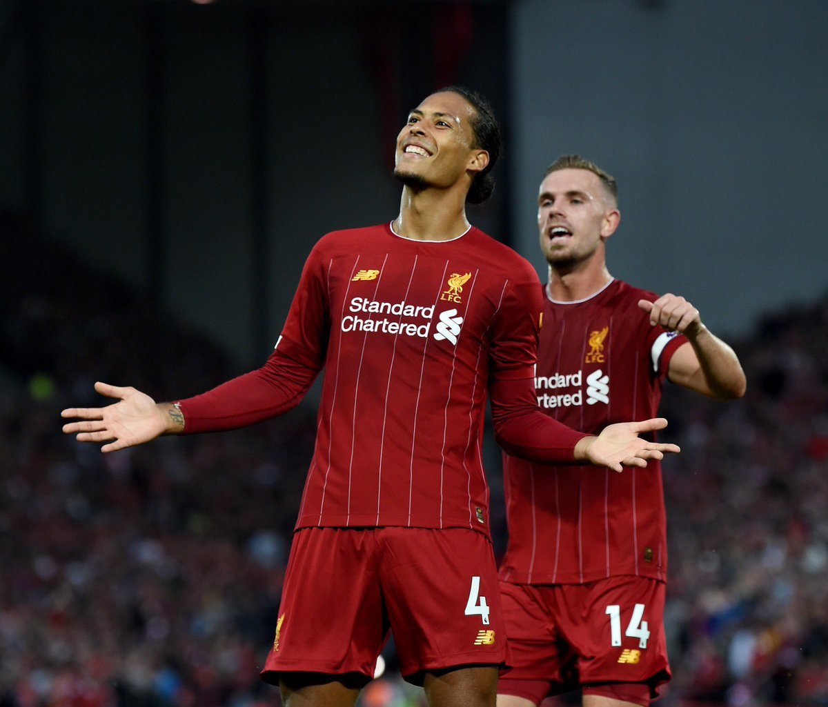 VirgilvDijk's tweet photo. The @premierleague is back!! 🔥
3 big points to the start the season with! Lots to continue to work on but we have a great platform to build on now. See you all in Istanbul! 😁 https://t.co/LLVQtAEhJF
