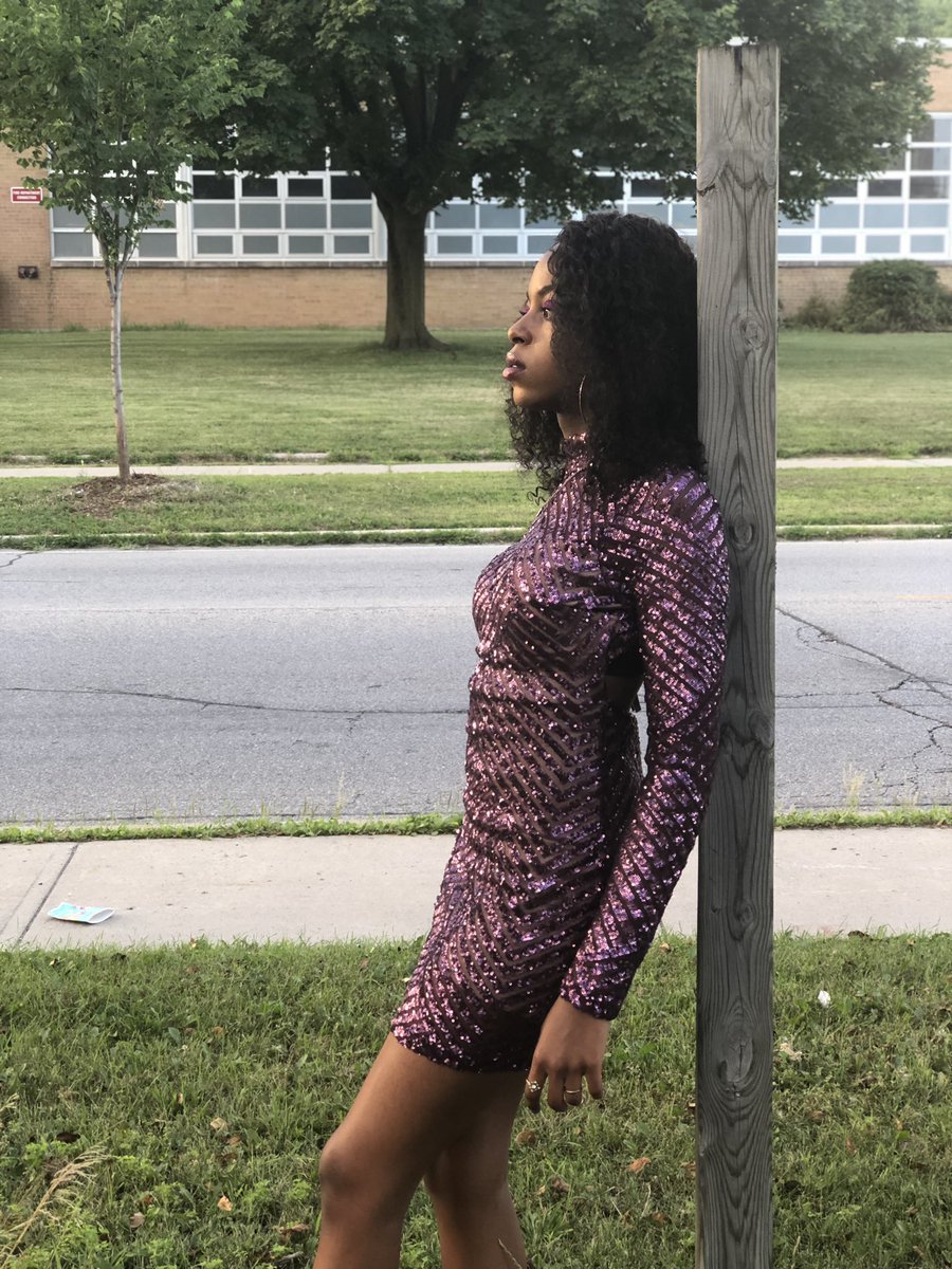 sargierhonel5's tweet photo. Skin so Brown 🍫 Lips so Round 💋
#BrownSkinGirl 😘
#beyonce #rihanna #tyrabanks #jayz #drake #elitemodelmanagement #fordmodels #imgmodels #modelscount #newyorkmodels #wilhelminamodels #womenmanagement #photography #model #repost #unsignedartist #viral #explore #like #trending https://t.co/ep0kAeUH8I