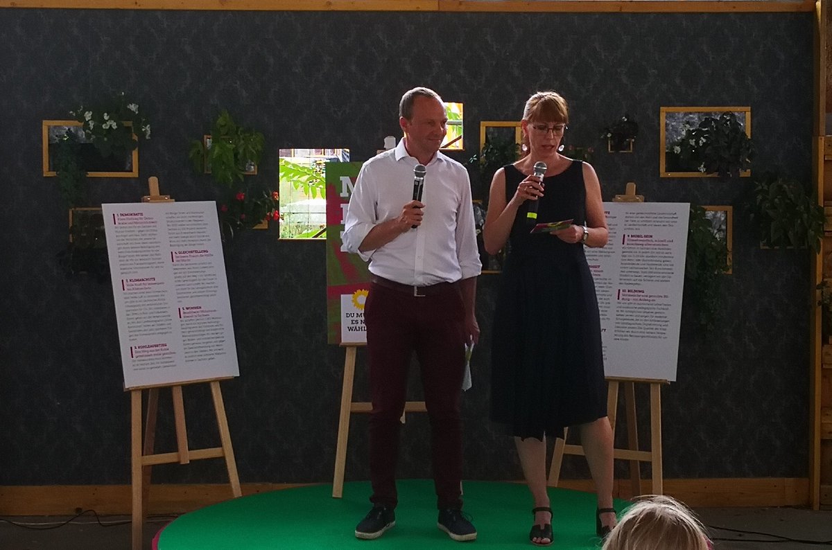 gruene_sachsen's tweet photo. Unsere #ZehnPunkte für #Sachsen:
Klare Haltung zur freiheitliche demokratischen Grundordnung, #Klimaschutz, #Kohleausstieg, #Geschlechtergerechtigkeit, bezahlbarer #Wohnraum, #Naturschutz, #Sicherheit und #Freiheit für alle, #Agrarwende, #Energiewende und gute #Bildung! https://t.co/QRkOhxq4He