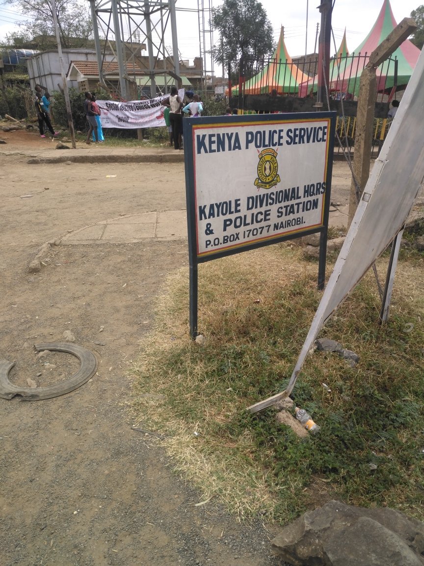KariobangiSJC's tweet photo. Support youths who are positively contributing to their communities
#IYD2019
#KayoleDialogue
#StopCriminalizationOfPoverty @habibomar201 @FaithKasina @UhaiWetu @IJMKenya @citizentvkenya @AmnestyKenya @Ruthogola97Ruth @javanowala @Javan_thepoet @KayoleCJC @DandoraJustice @ https://t.co/aNKtwGAEmC