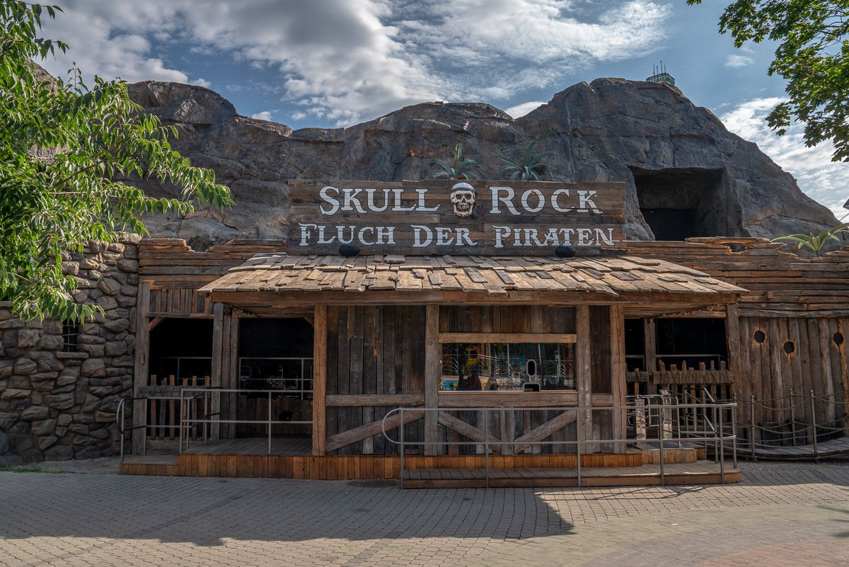 ViennaInside's tweet image. Fluch der Piraten - eine neue Abenteuerbahn hat im Prater eröffnet ☠️💕 wir durften schon vorab Probefahren und haben für euch Bilder &amp;amp; ein Video von der neuen "Geisterbahn"  alle Infos viennainside.at/fluch-der-pira… #Wien #Prater #ViennaInside