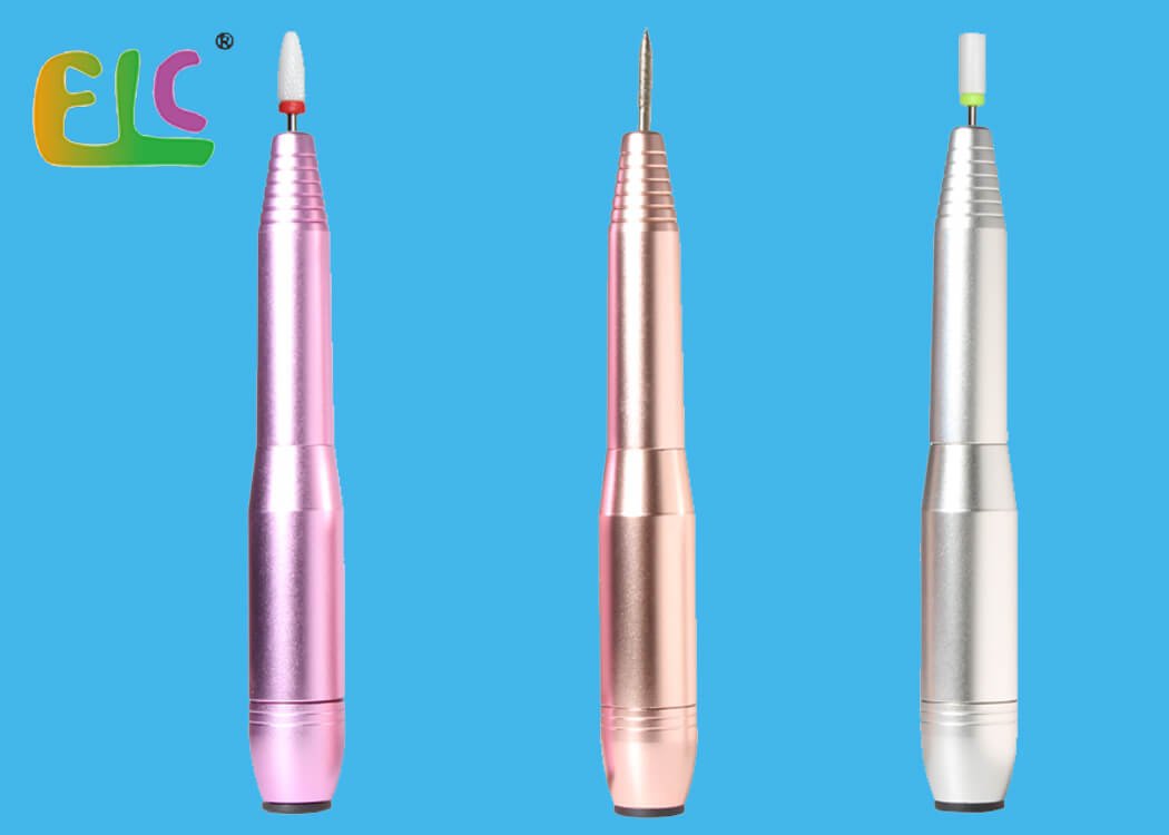Kerry1688's tweet photo. Electric nail drill machine, nail filer machine, nail drill bits
Chinese factory direct to worldwide
Size: Ο20*120mm
Rotate speed: 0~20000RPM,
Forward and reverse switchable
#nailarttools
#manicuretools
#pedicurestools
#naildrillmachine
#nailfilermachines
#naildrillbits https://t.co/NLN0eXAiHn