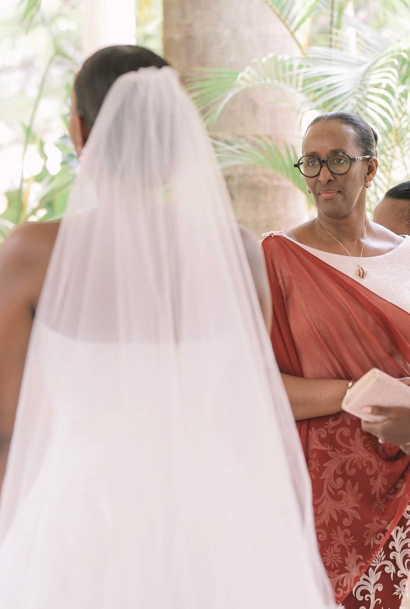 AngeKagame's tweet photo. Happy Birthday, to the most beautiful human being in the world. Love you Superwoman❤️🙏🏾 https://t.co/y9OlEsAr3M