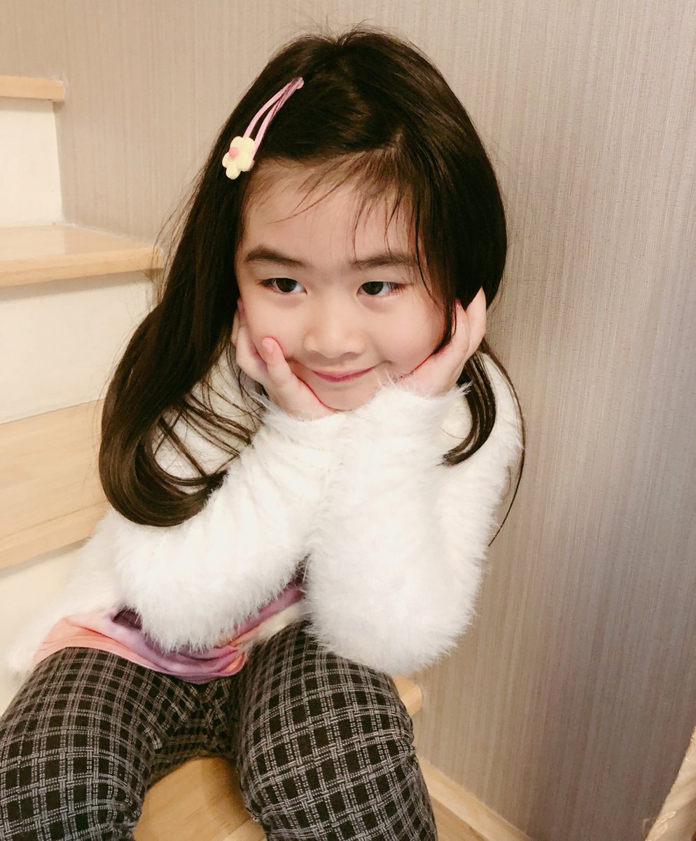 belleinsmile's tweet photo. ในส่วนของท่าโพสแต่ละท่านั้น

#ชูใจ https://t.co/DURNaj4aJr
