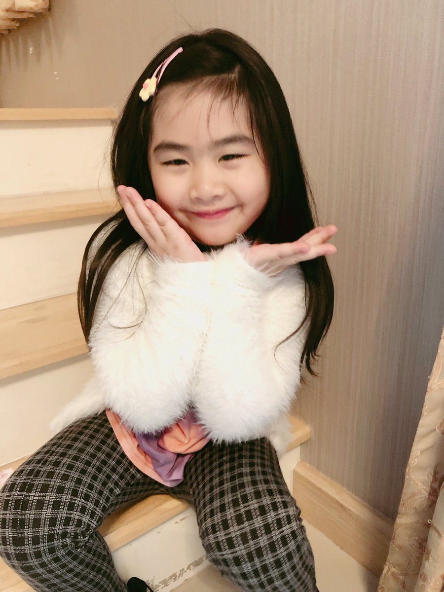 belleinsmile's tweet photo. ในส่วนของท่าโพสแต่ละท่านั้น

#ชูใจ https://t.co/DURNaj4aJr