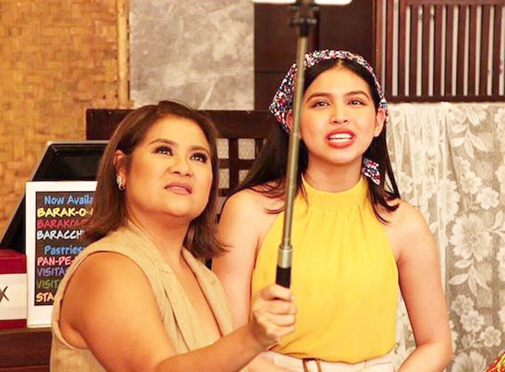 lusciouslhiz's tweet photo. Candy Pangilinan is the guest for tonight's episode.
#DADDYSGURLDigitalKarma 
#MaineMendoza 
@mainedcm as Stacy https://t.co/4hvd50XFQs
