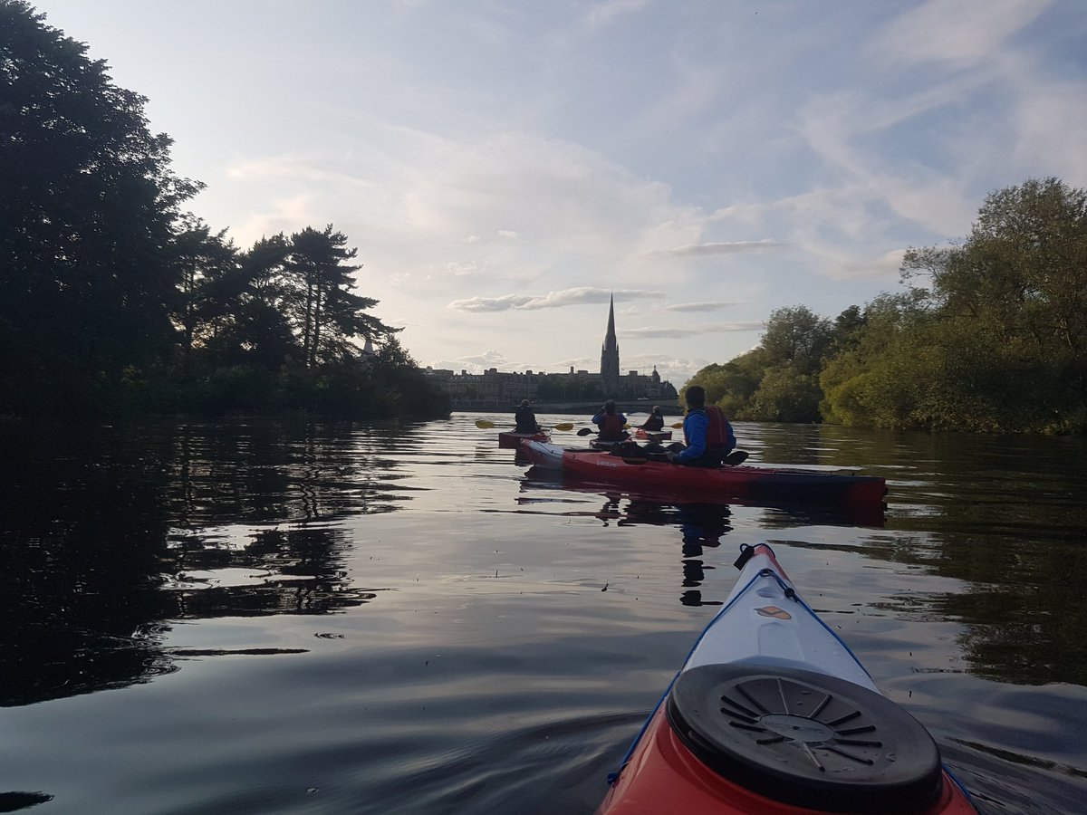 willowgateacti2's tweet photo. Been great to be put in our new sit on top touring kayaks this month. We've got tours running almost daily now!!! #Scotland #ScotlandIsNow #VisitScotland #sunsetkayak #kayaktoursperthcity #perfectperthshire #perth https://t.co/d5t7R5mQLr