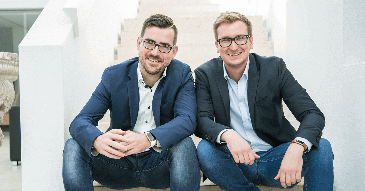 P4B_Online's tweet photo. Den #Anwalt mit dem #LegalTech @advocado in der Hosentasche dabei – zum Festpreis, flexibel und mit hoher #UserExperience. Wie geht das? https://t.co/TVVedMtYRX #Gründerstory #Startup #Startups #Top50Startup #BesserGründen #Gründer #Digitalisierung #Rechtsmarkt #Wochenrückblick https://t.co/zmkxXko0D8