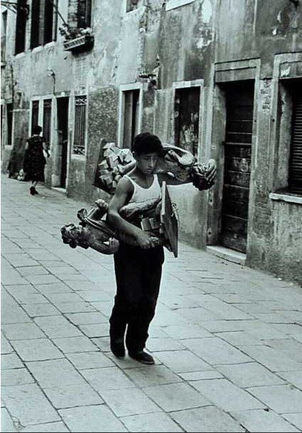 IveserVenezia's tweet photo. #garzone #veneziano 1955
[Inge Morath] https://t.co/yaxust3qd7