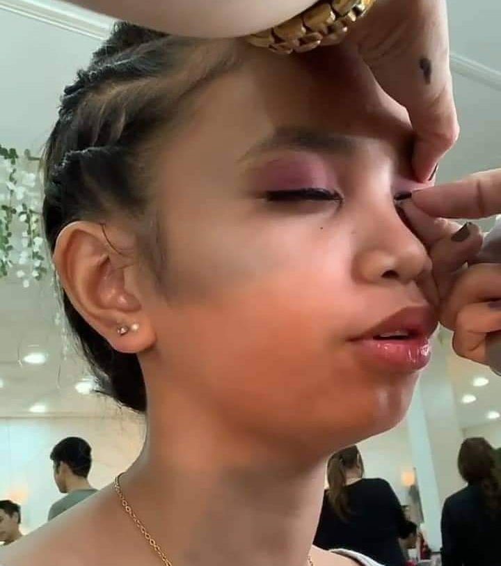 Marymarimar1's tweet photo. Buti nkapanood aq bignight bago magtour hays..namis q n mkipagtwettweet ..
SHOIYEN ForABSCBNBall https://t.co/wj7Gl7qH50