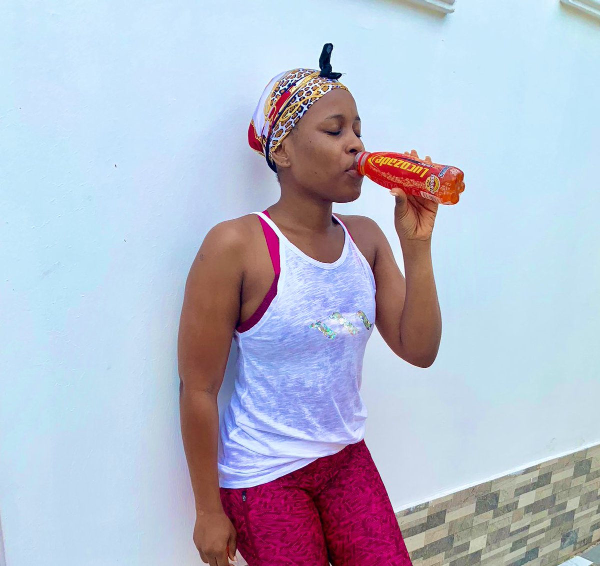 berlamundi's tweet photo. Morning dance over!!! I’m beginning to enjoy this you know 💃💃💃.... Need some @LucozadeEnergy to restore my energy!!!!! #restoreyourenergy 
Happy weekend guys. https://t.co/OYu3EymmTi